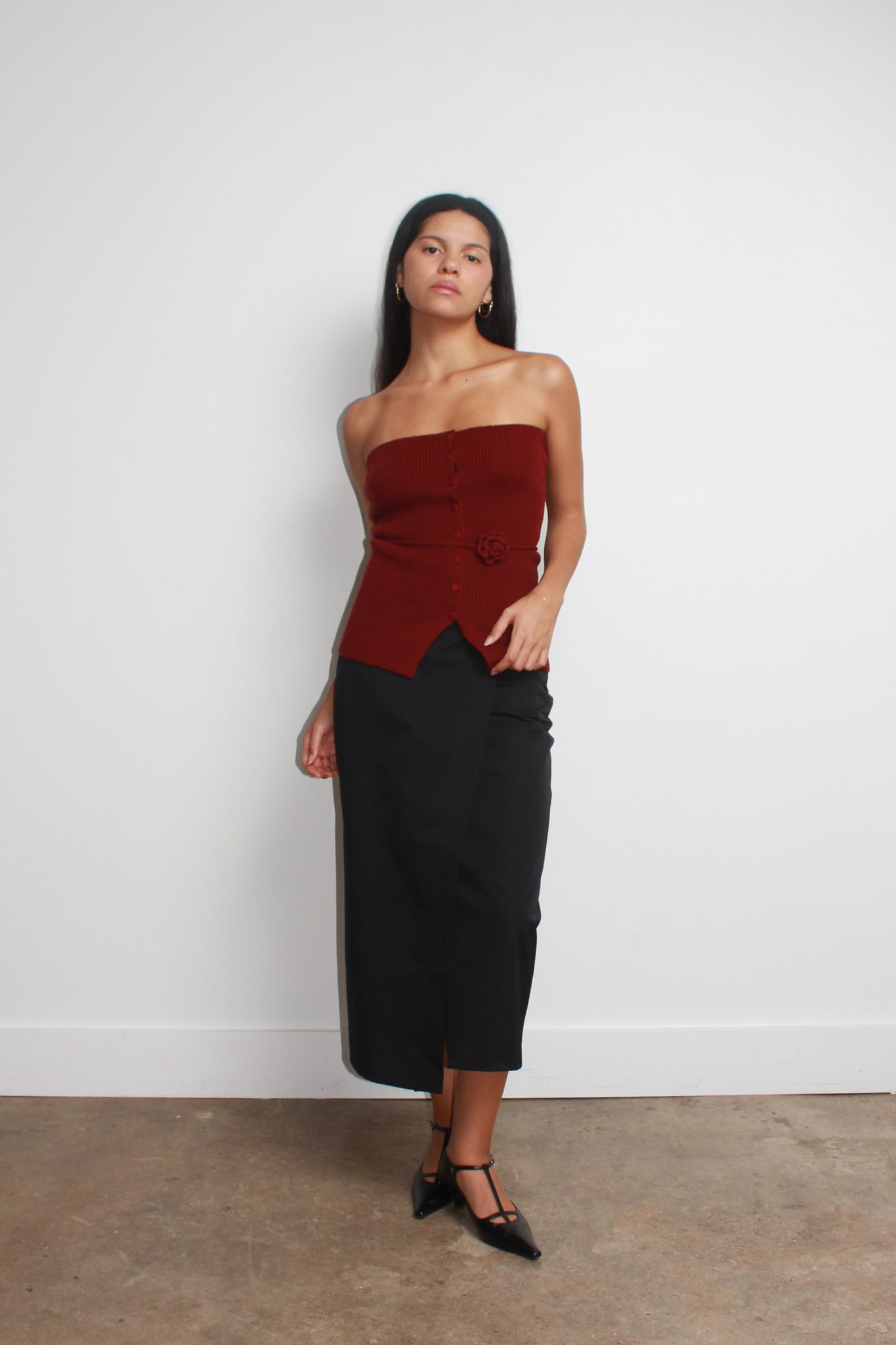 Rose corsage Wool Bustier in burgundy