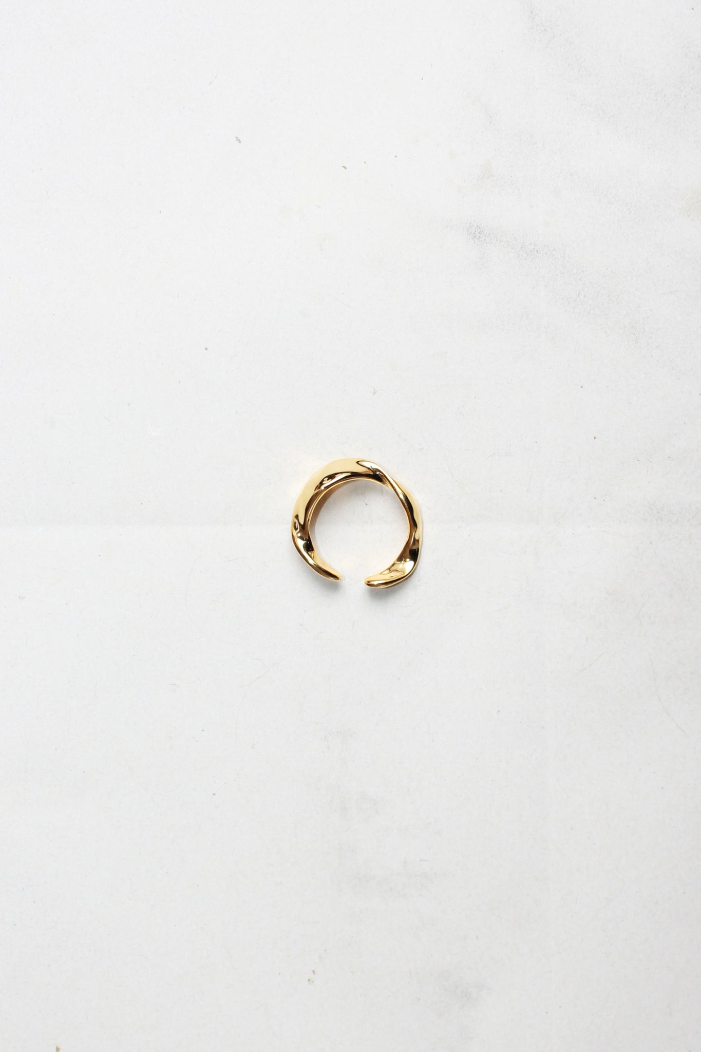 Twist Flat Ring in Gold