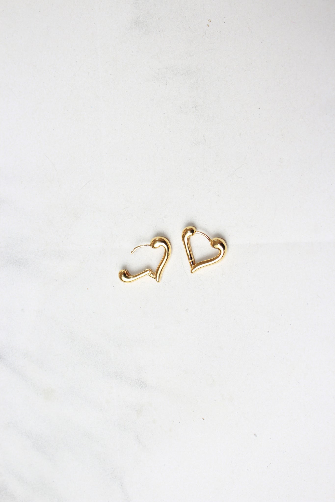 Heart One Touch Earring in Gold