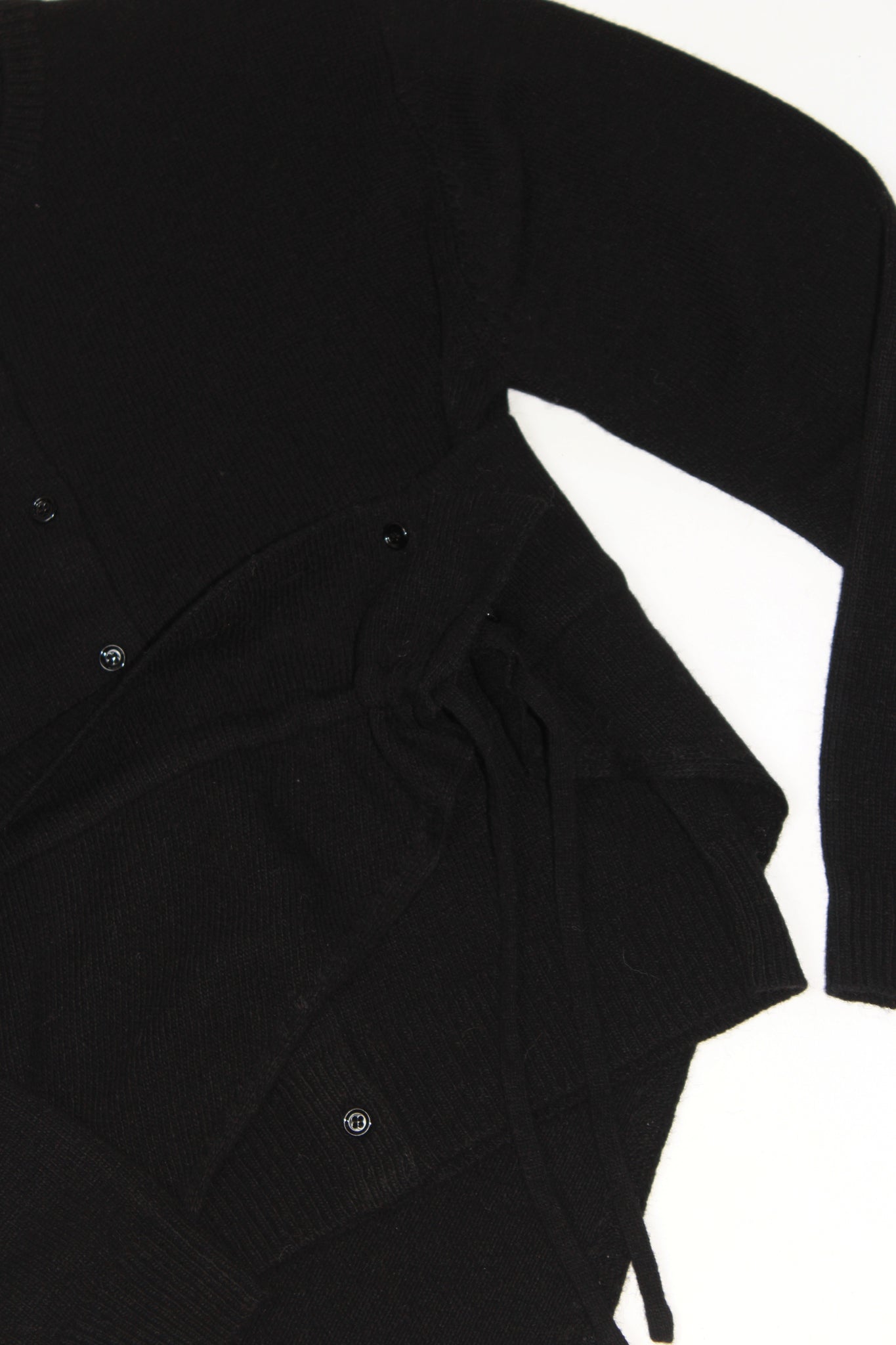 Moh Rounded Cardigan in Black