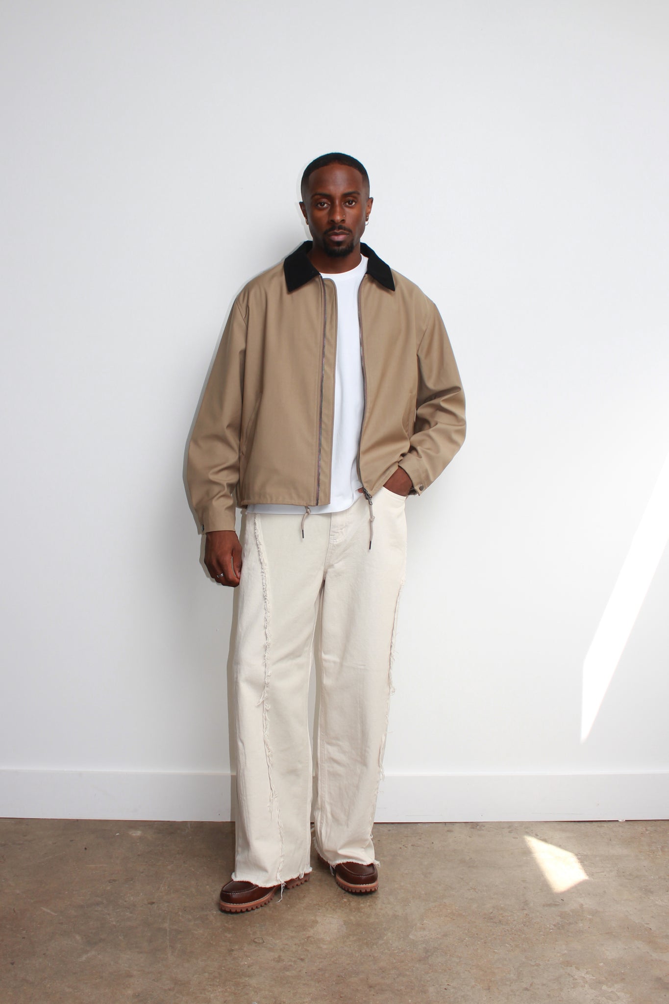 Two tone raw hem Pants in Off white