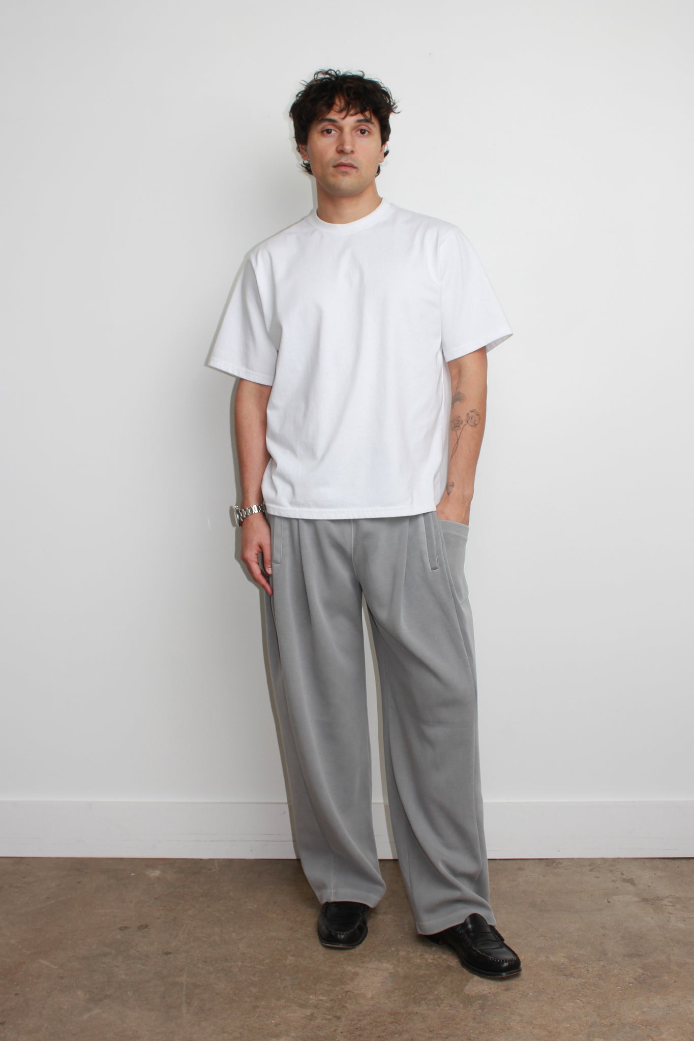 Pigment wash wide-leg sweatpants in Grey