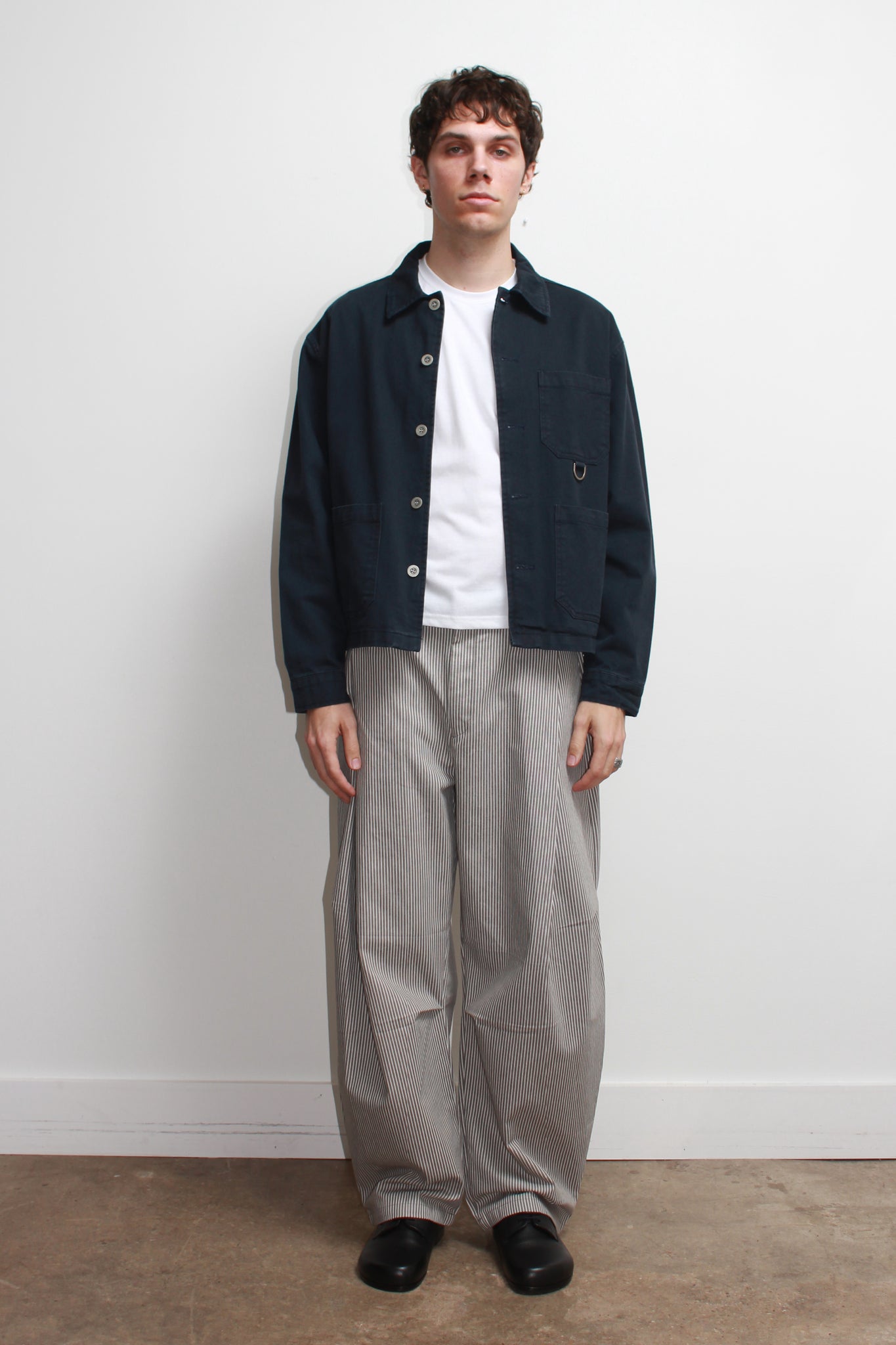Remain D Crop Jacket in Navy