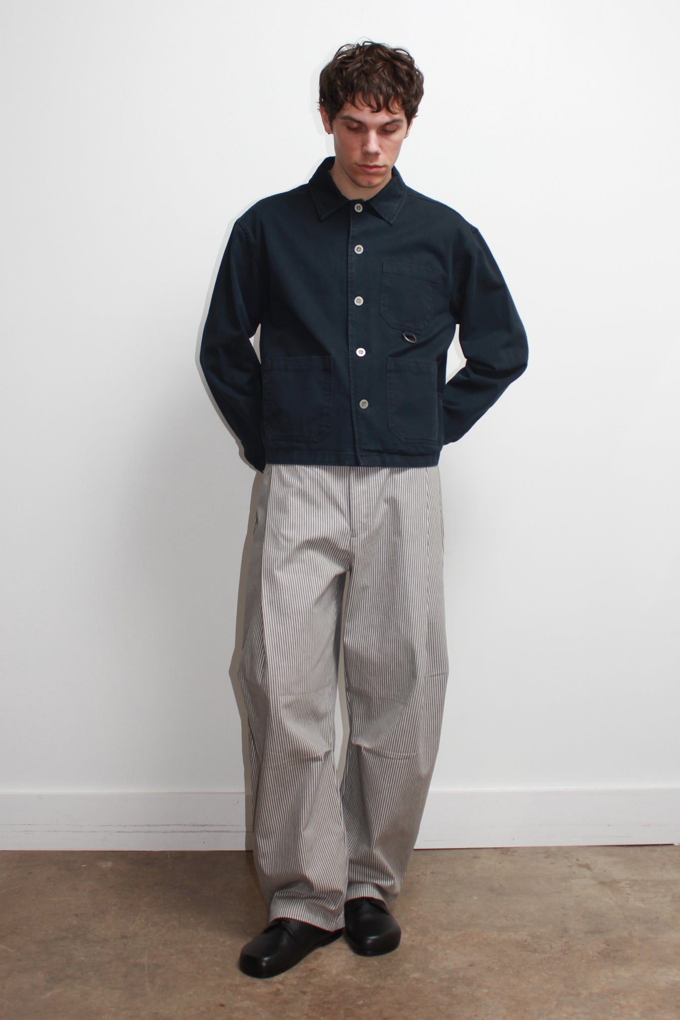 Obi Stripe Curved Pants in Khaki Grey