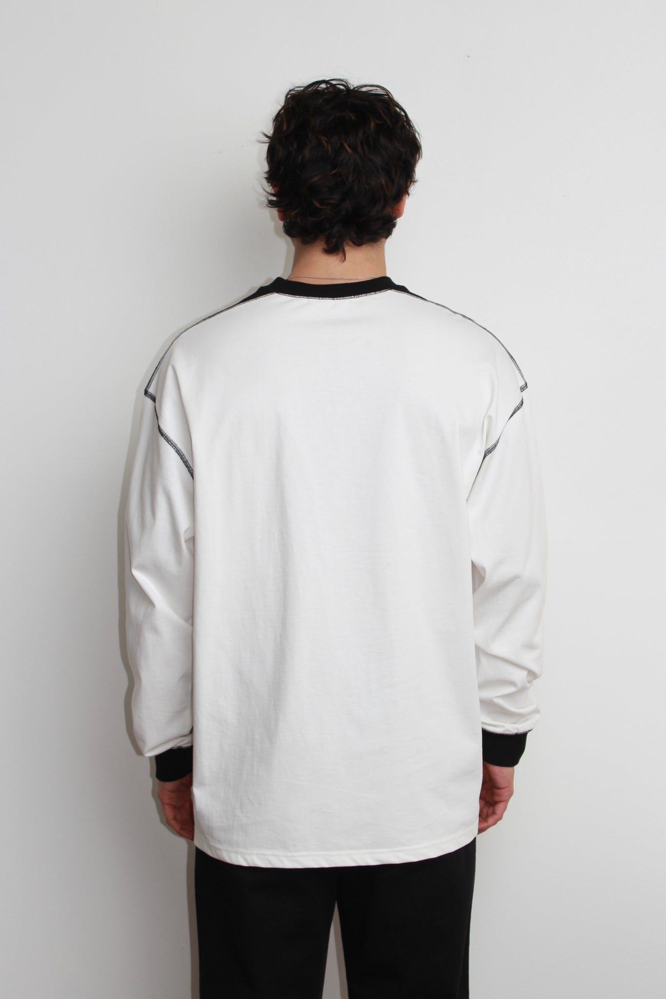 Contrast stitch long sleeve T-shirt in Black