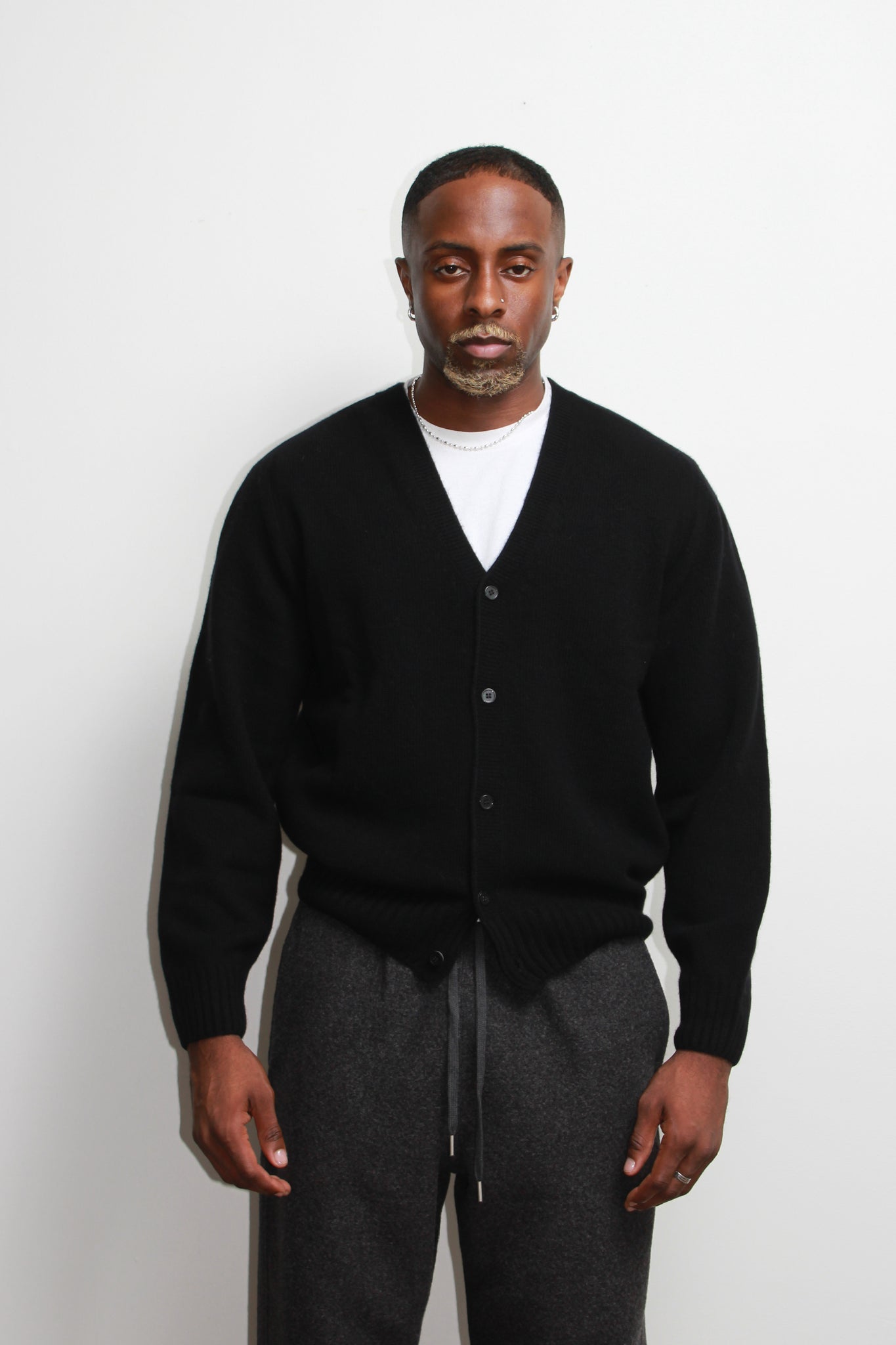 Fine Wool Whole Garment Cardigan in Black