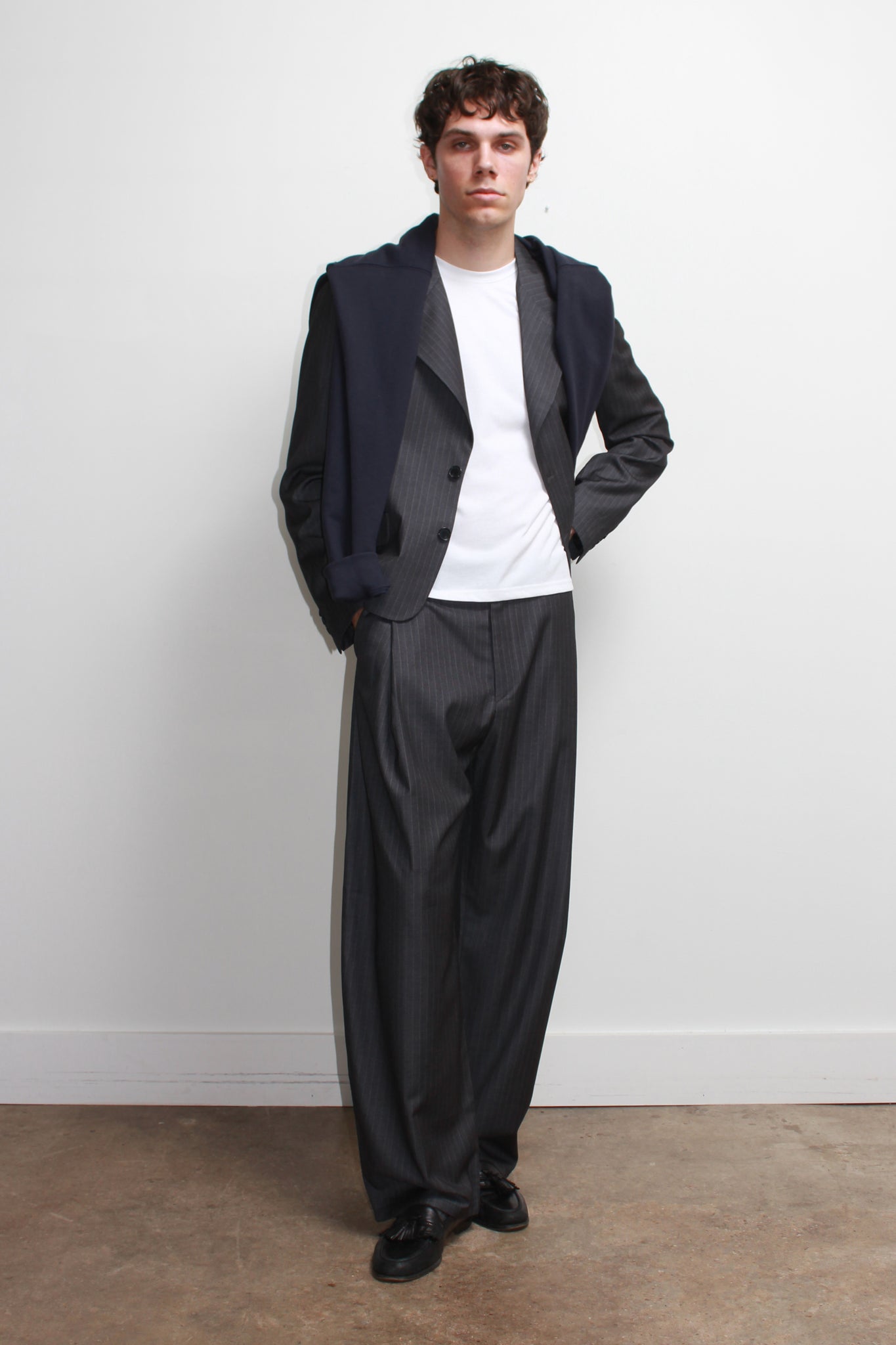 Jenna Pin Stripe Pin-Tuck Trouser in Charcoal