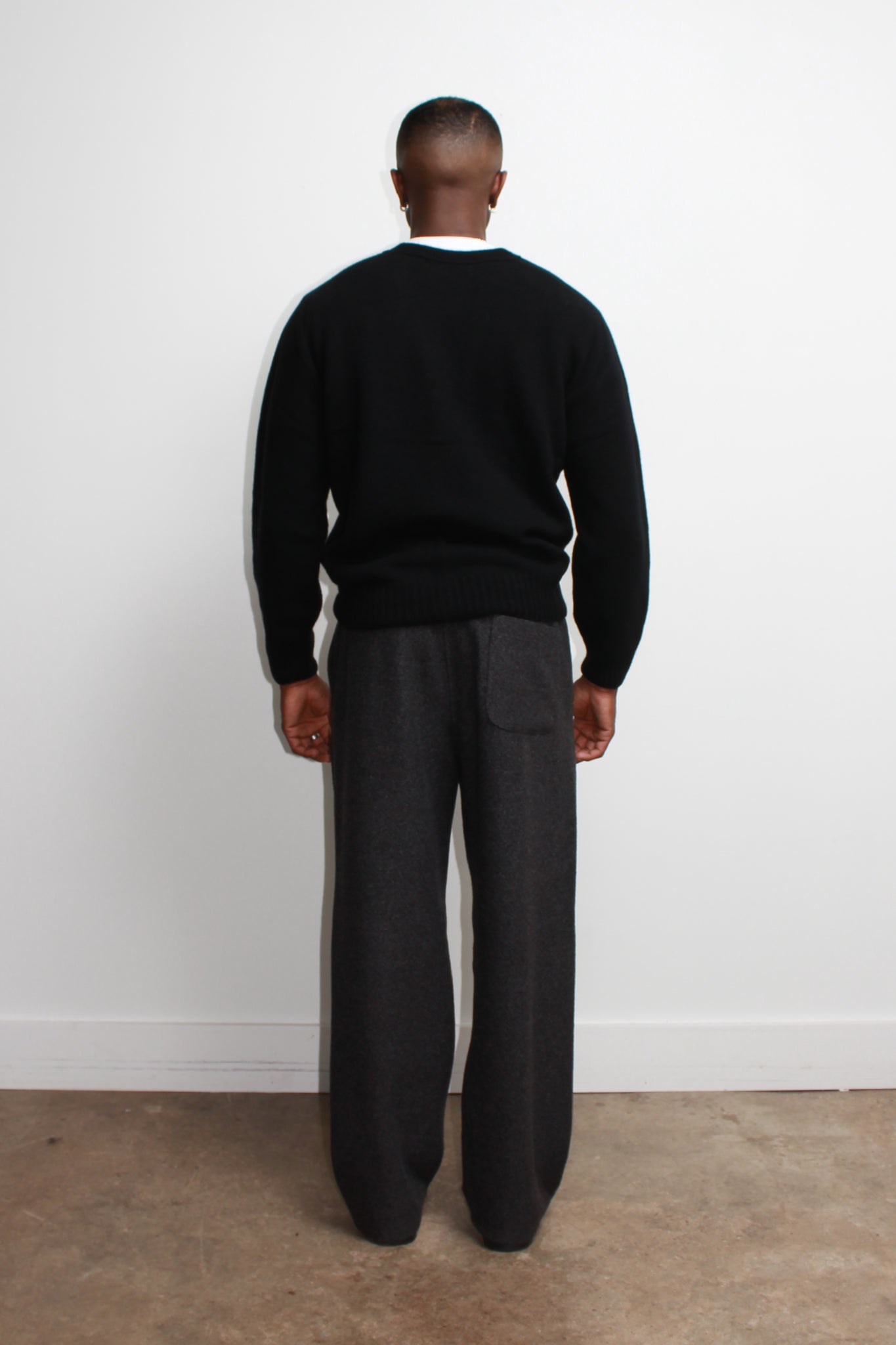 Fine Wool Whole Garment Cardigan in Black