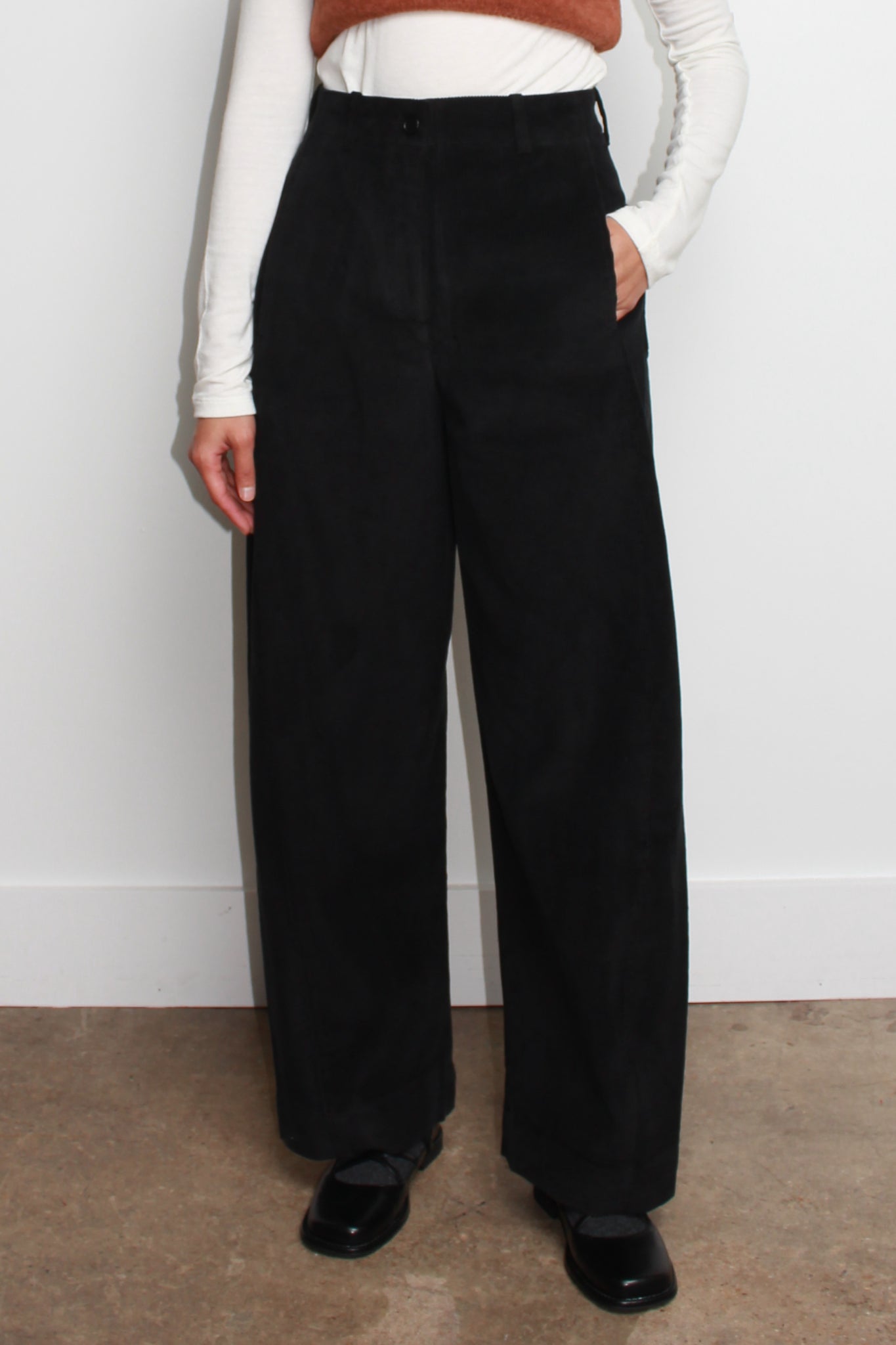 Curved Corduroy Pants in Black