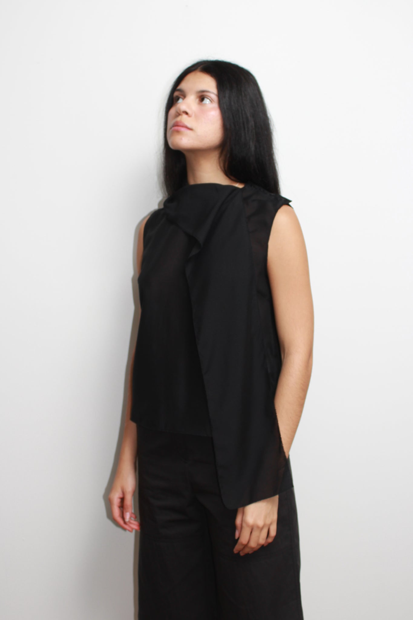 Sandy Sleeveless Top in White