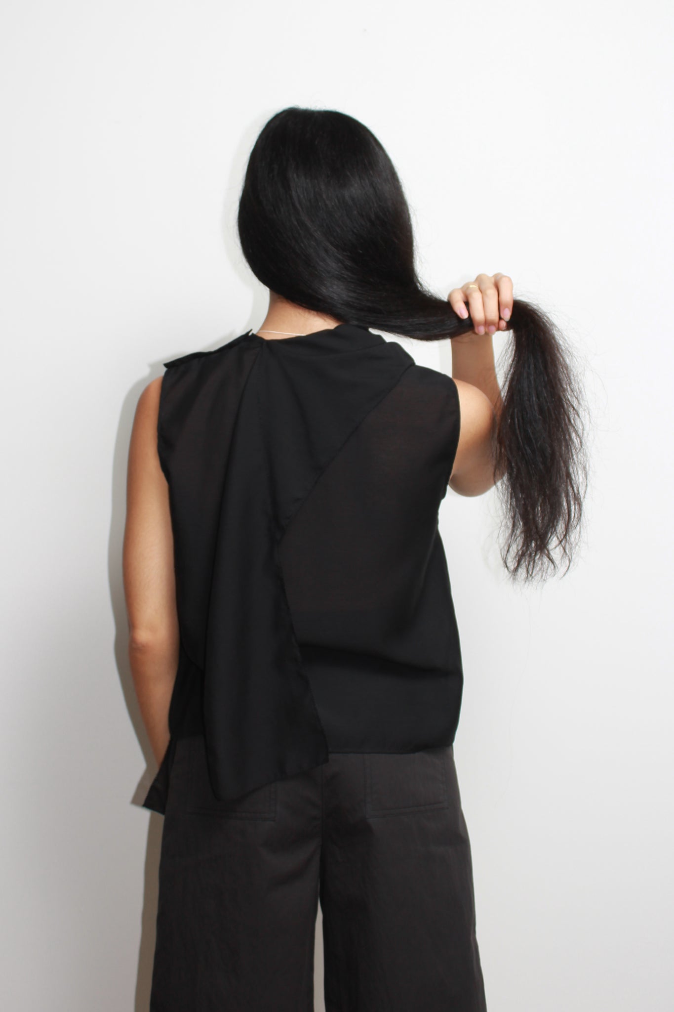 Sandy Sleeveless Top in White