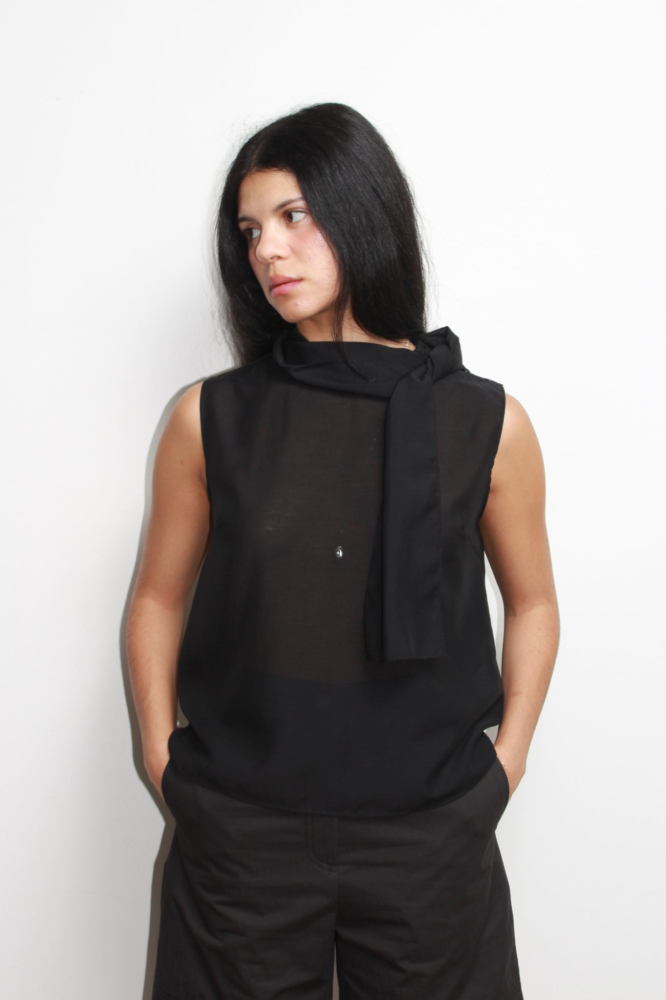 Sandy Sleeveless Top in White