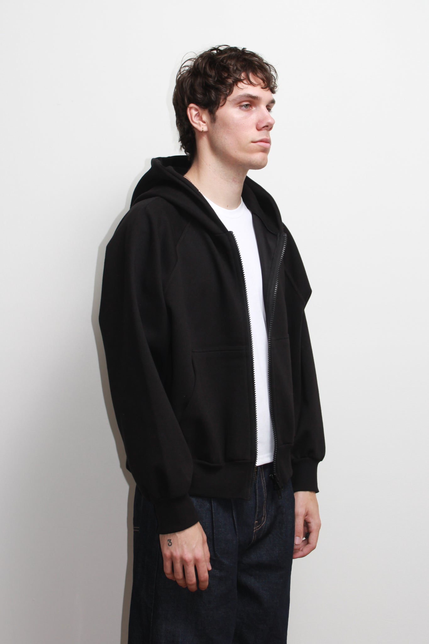 Oversized Crop Hoodie in Black
