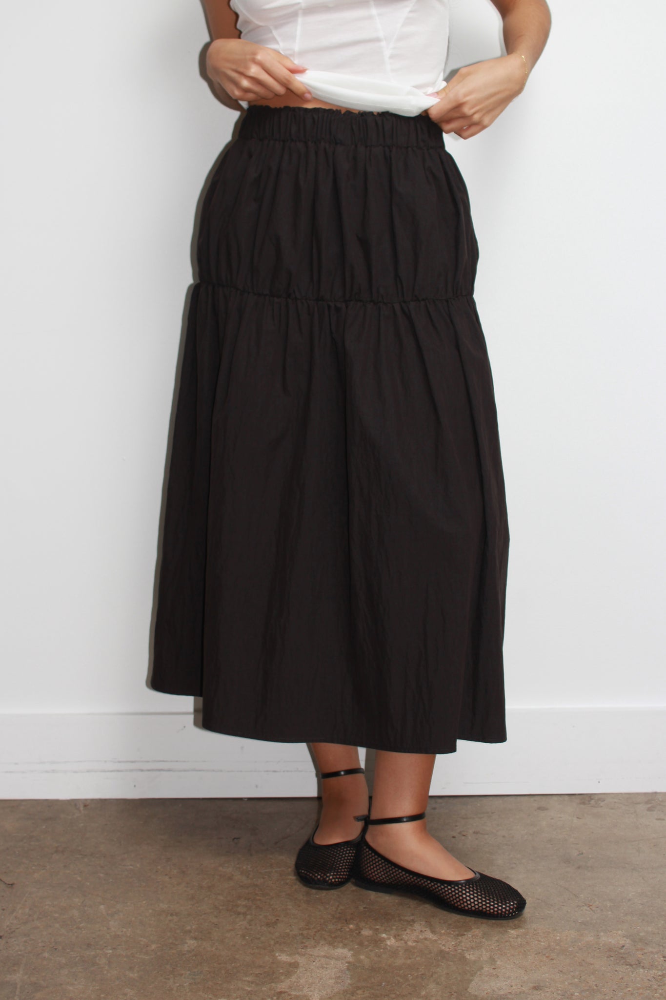 Mua Shirring Skirt in Black