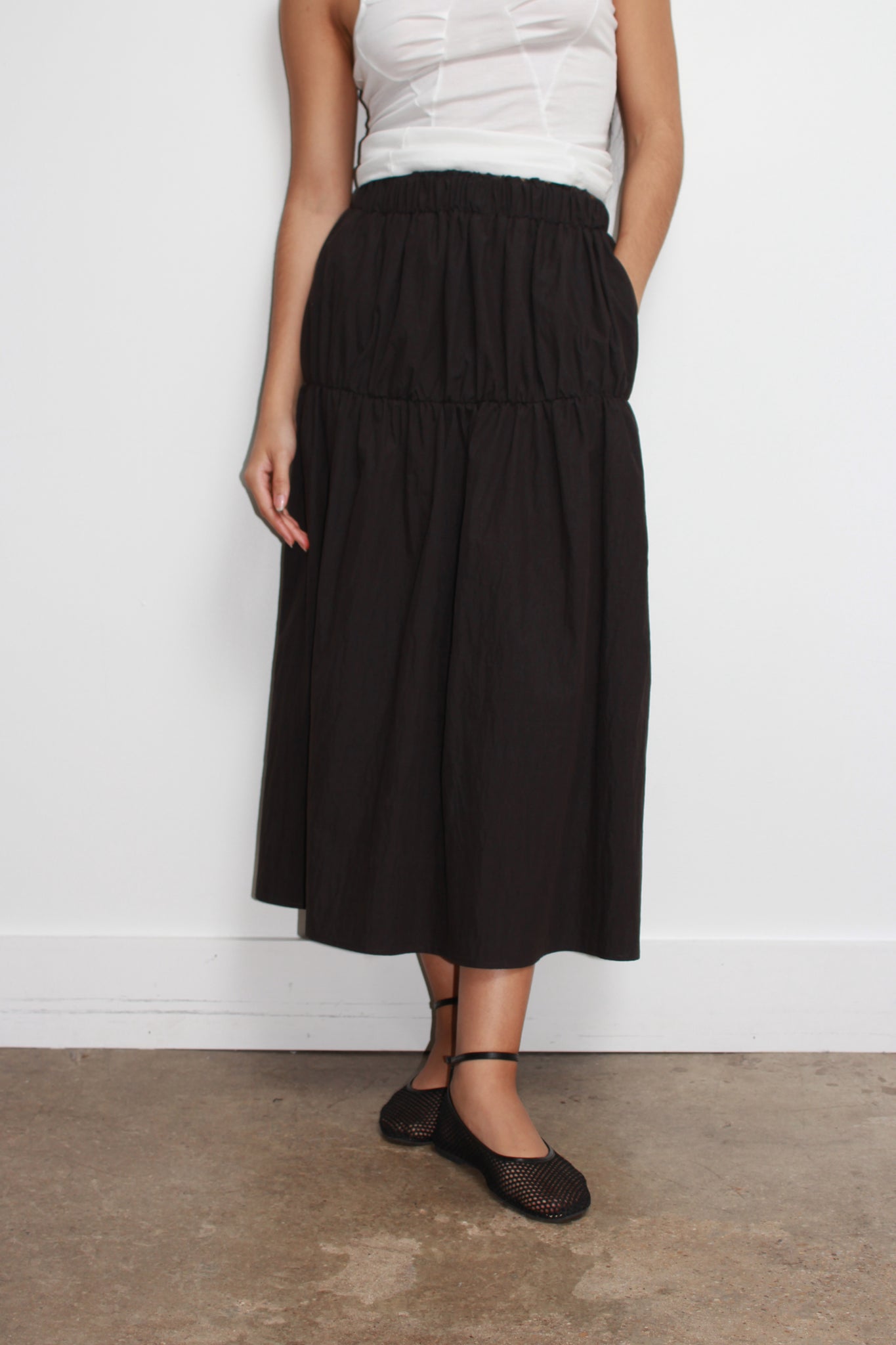 Mua Shirring Skirt in Black