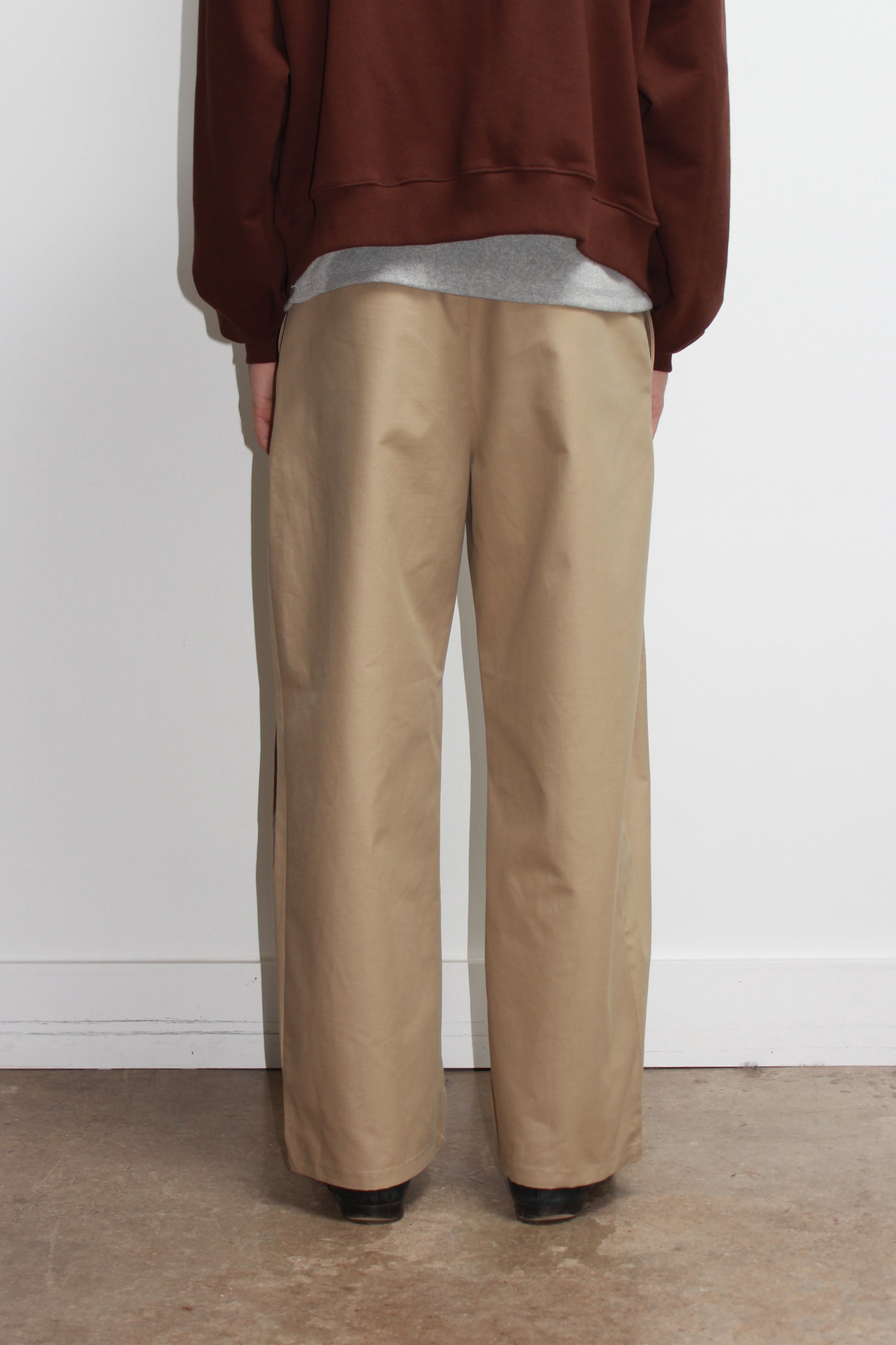 Side Pin-tuck Cotton Pants in Khaki – Jowa.shop