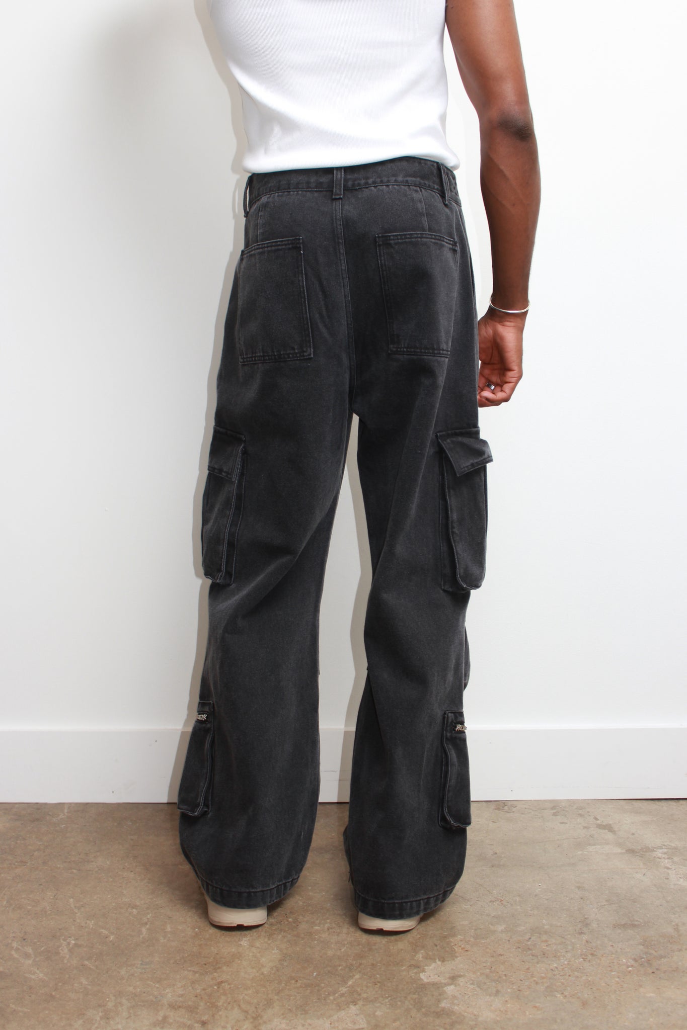 Able Cargo Denim in Black