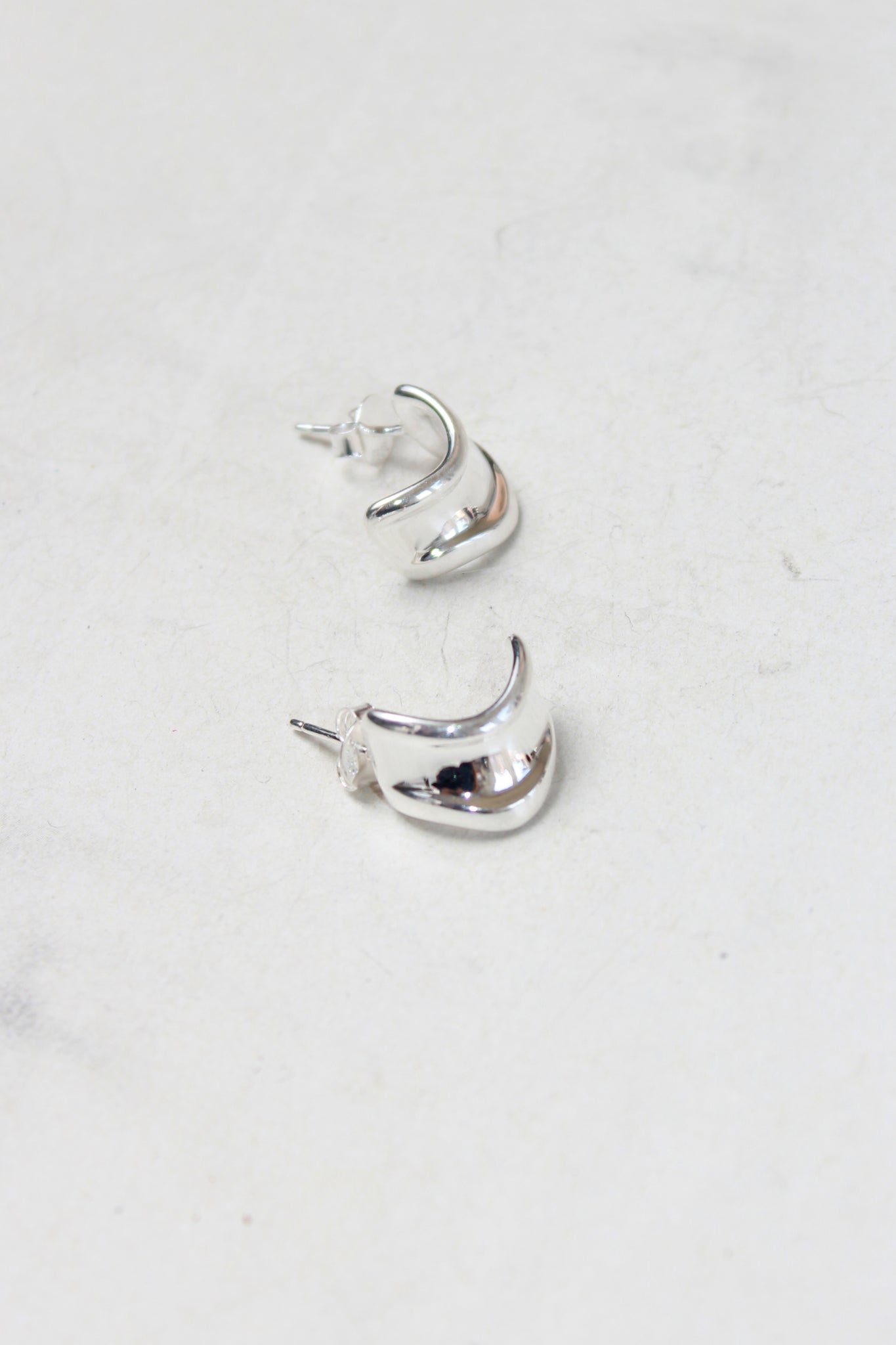 Flat C Earring