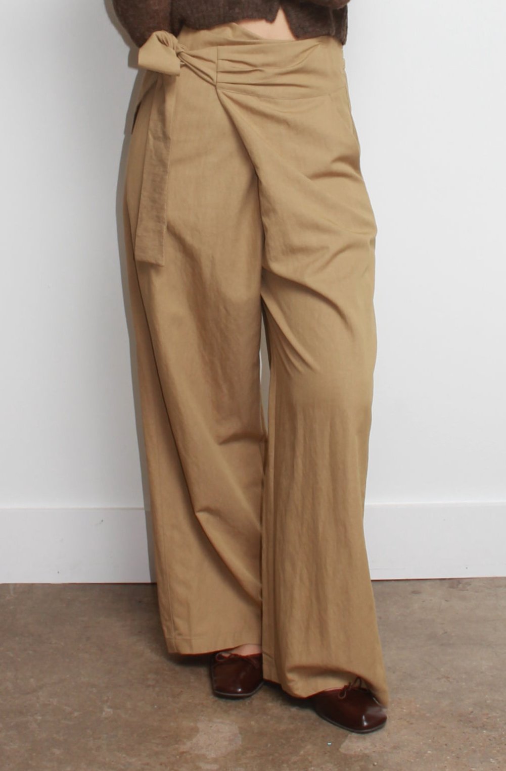 Wrapping Wrap Pants in Beige