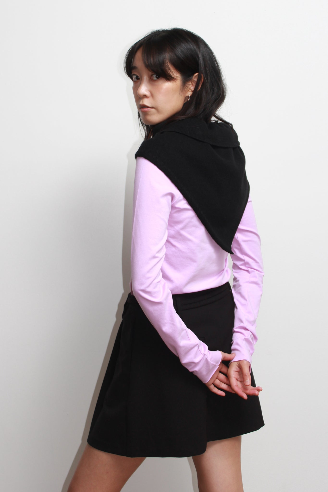 Moh String Cape Scarf in Black