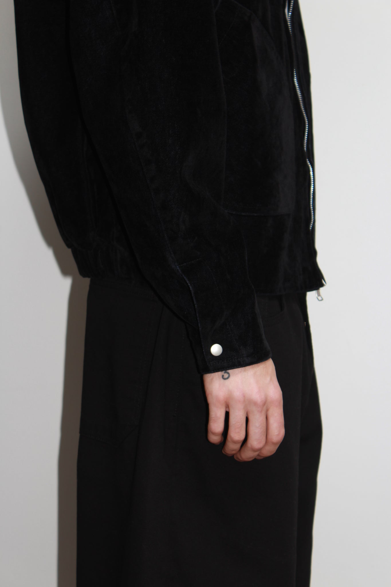Tate Velvet Denim Jacket in Black
