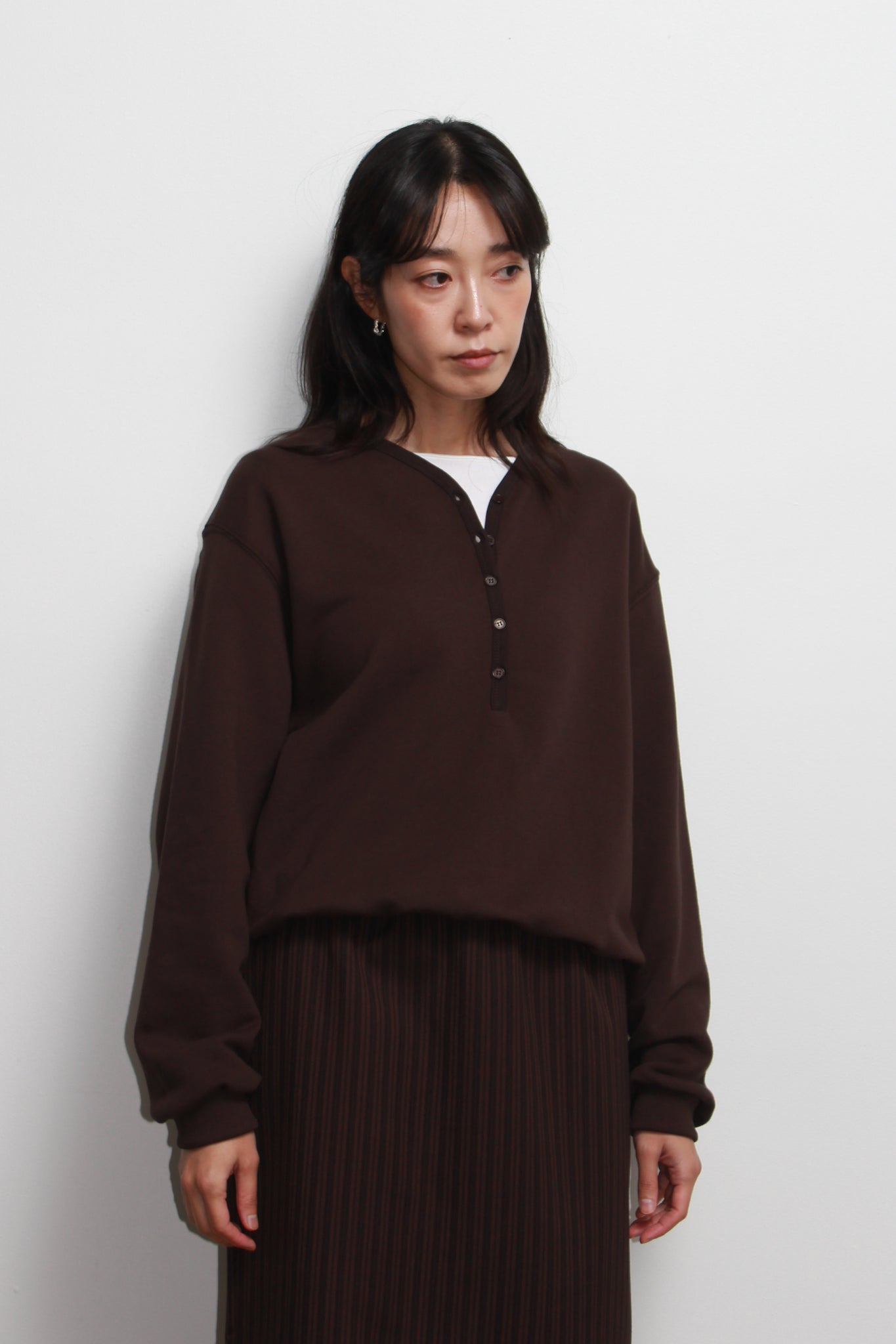 Youth V-neck Sweatshirt in Brown