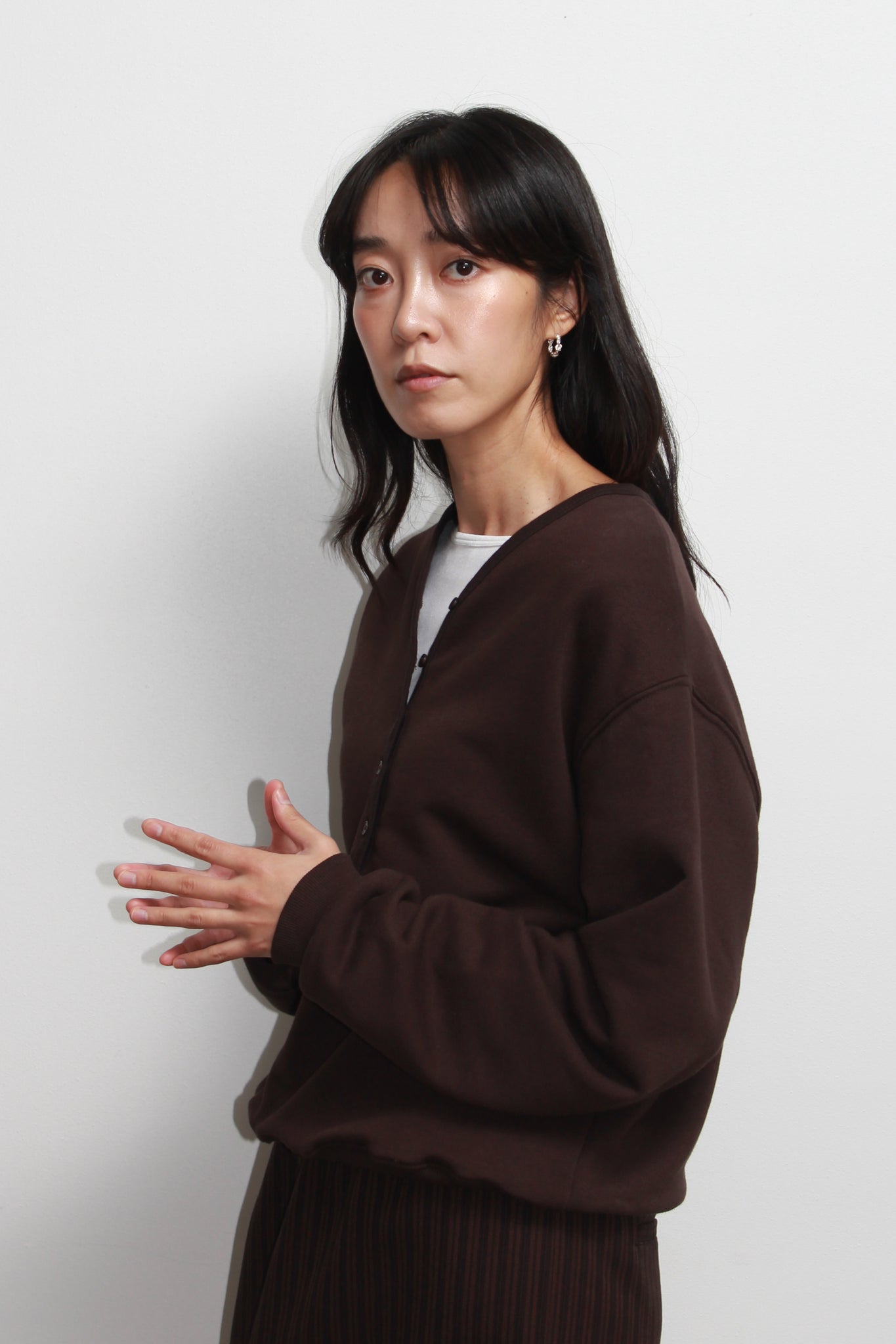 Youth V-neck Sweatshirt in Brown
