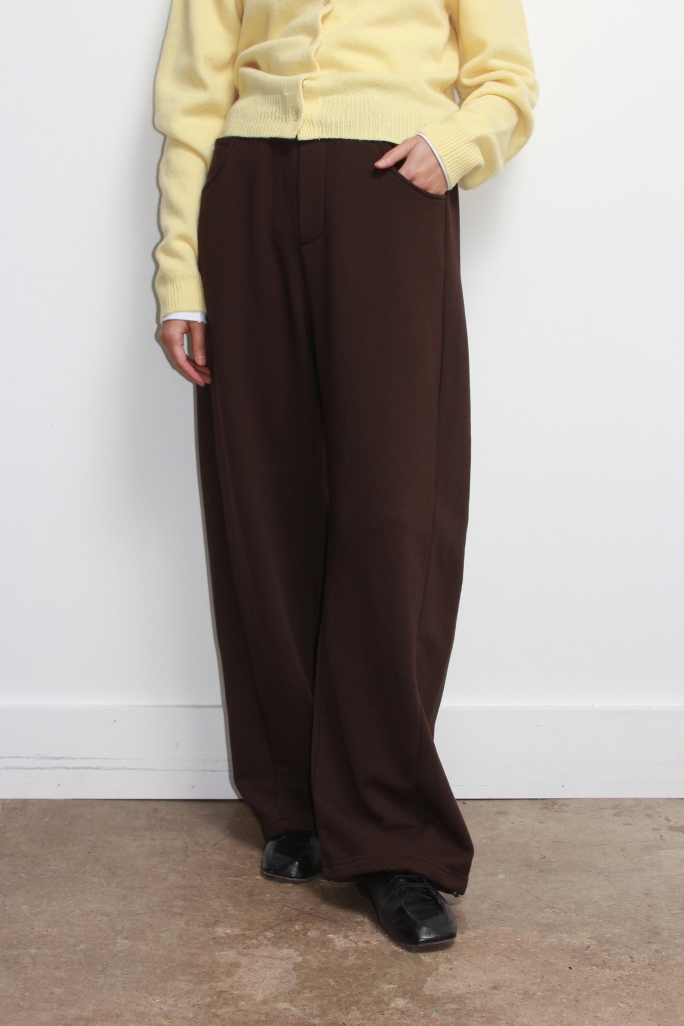 Koni Barrel Leg Sweatpants in Melange Grey