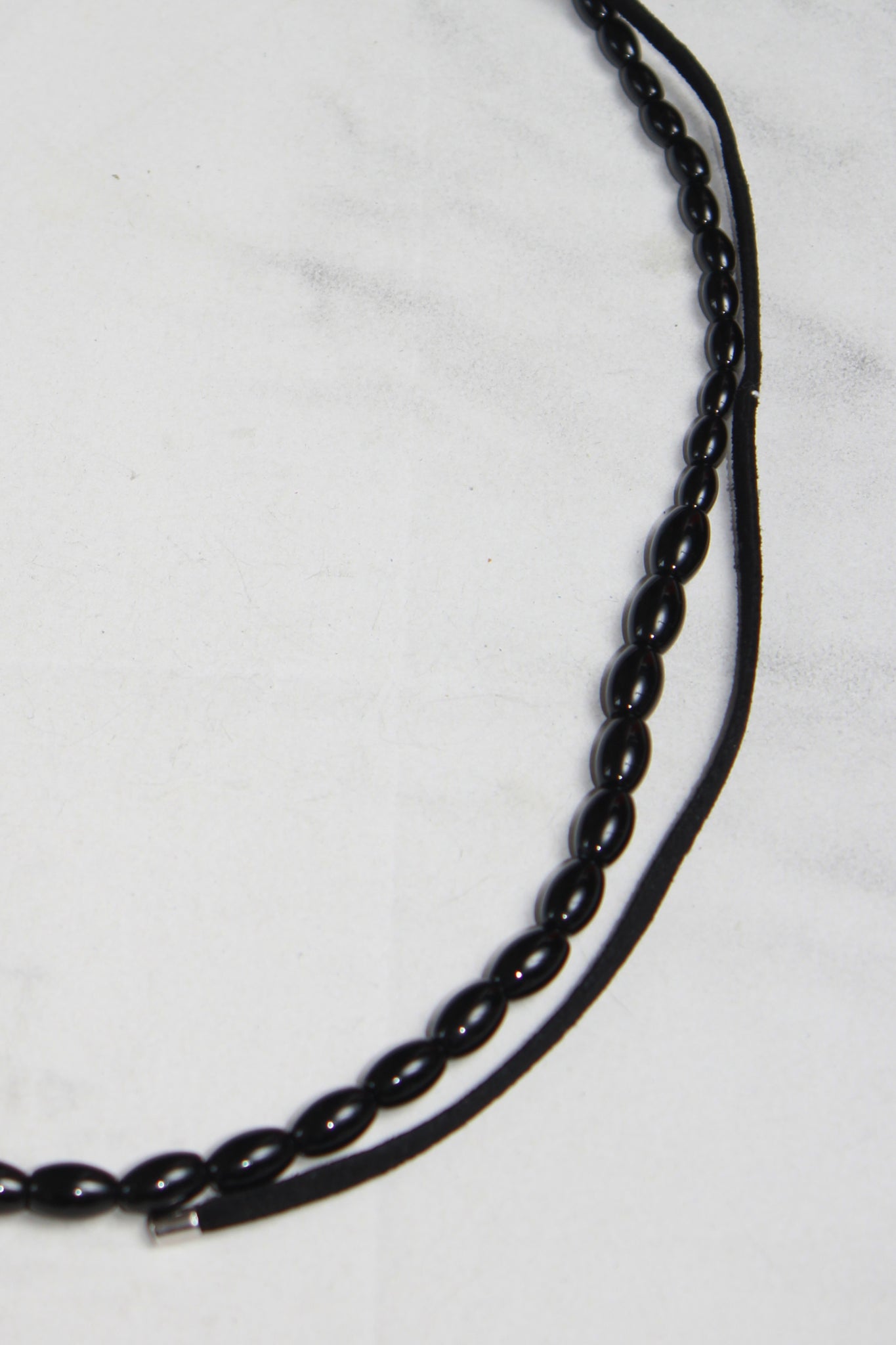 Black oval Necklace