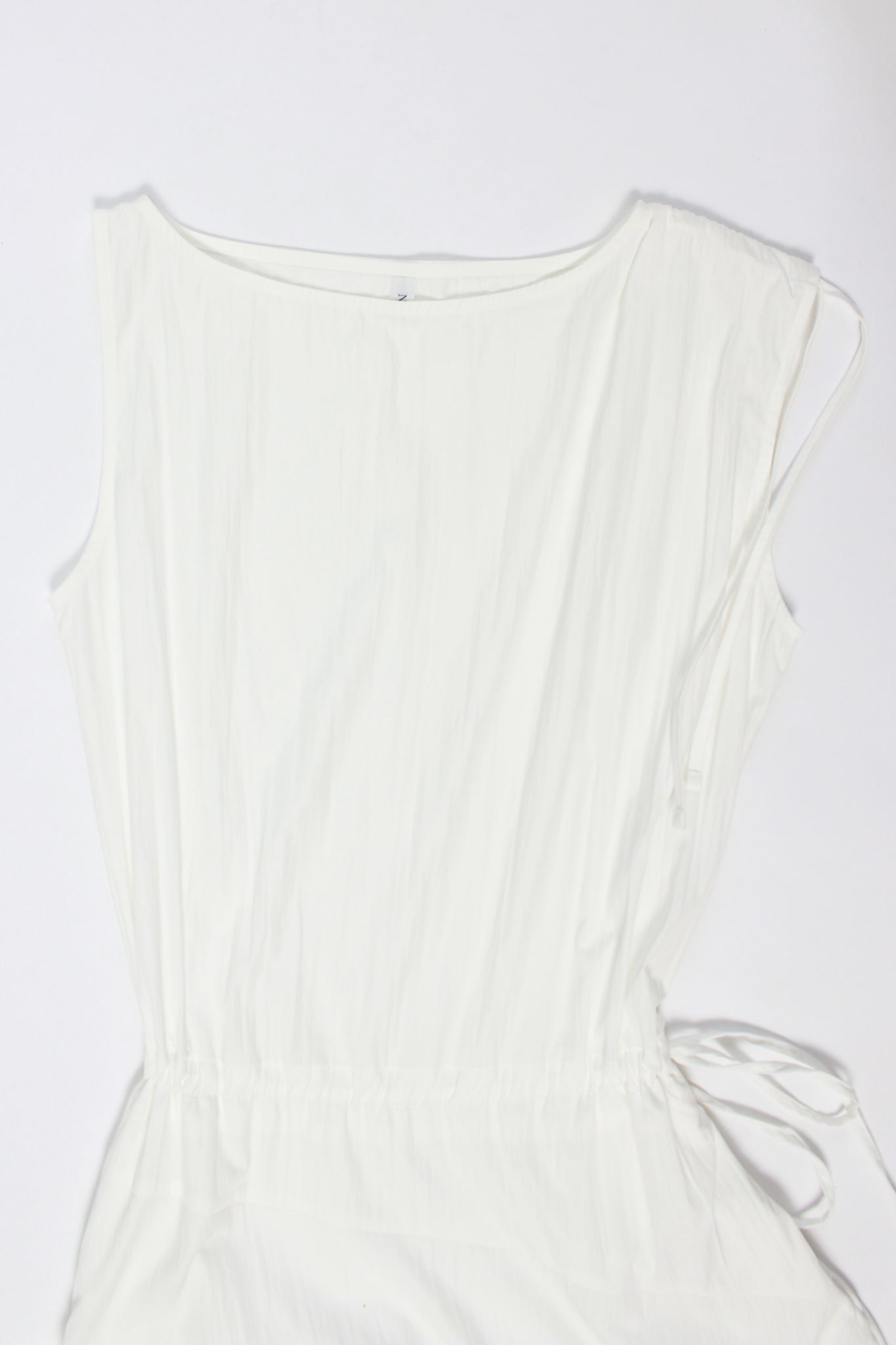 Nweol Shoulder String Dress in White