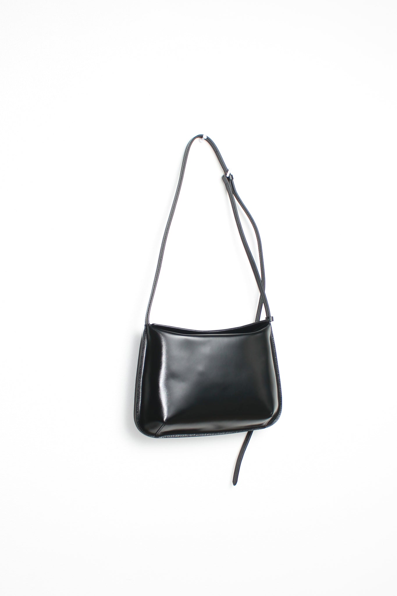 Dearni Shoulder/ Cross Bag in Black