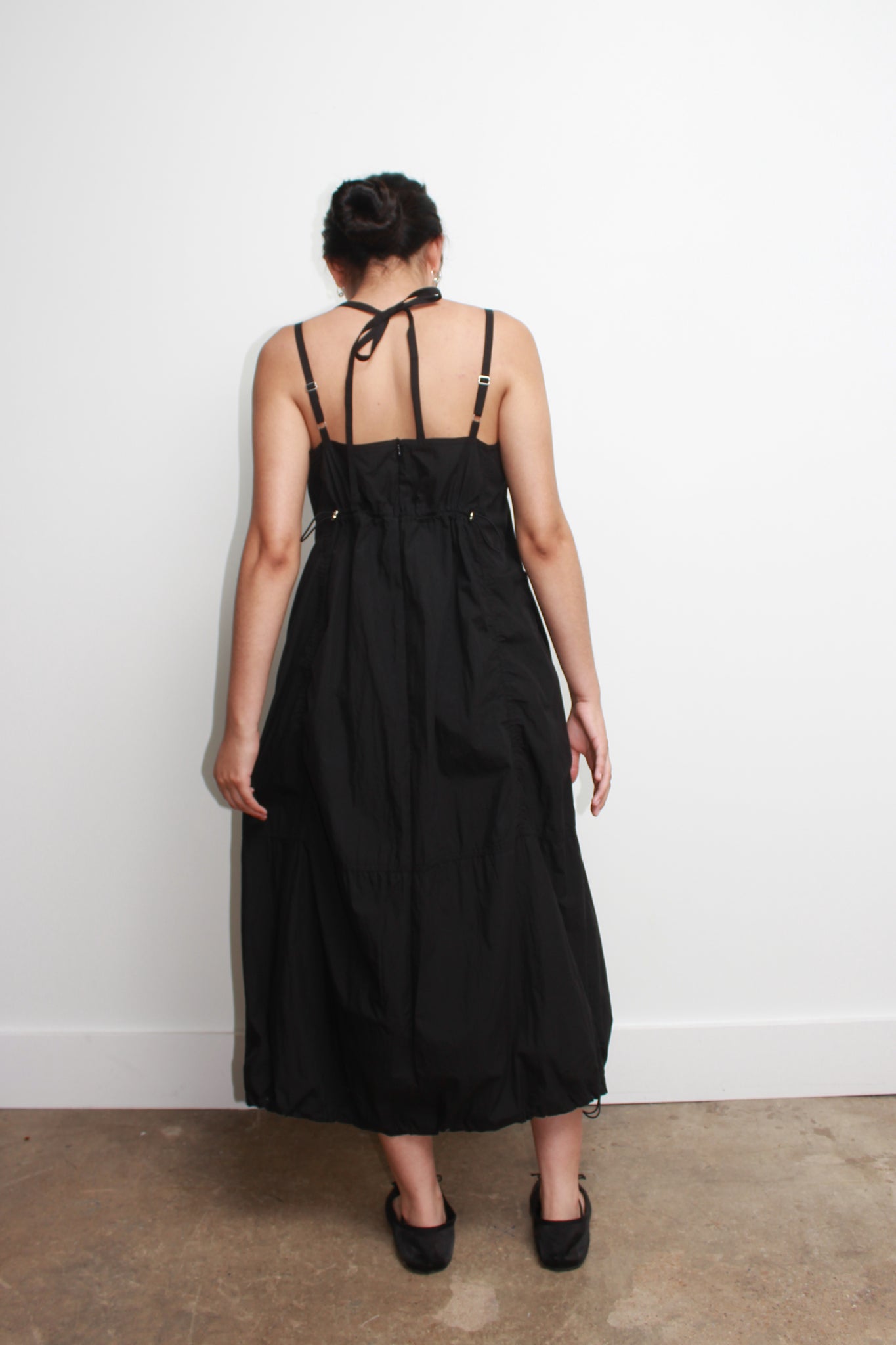 Mood String Dress in Black