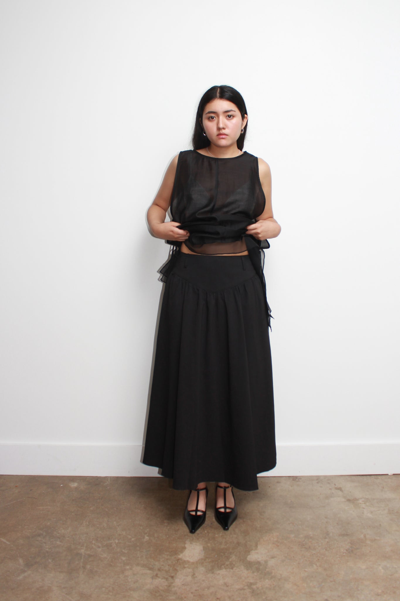 Belt loop Shirring Skirt in Black