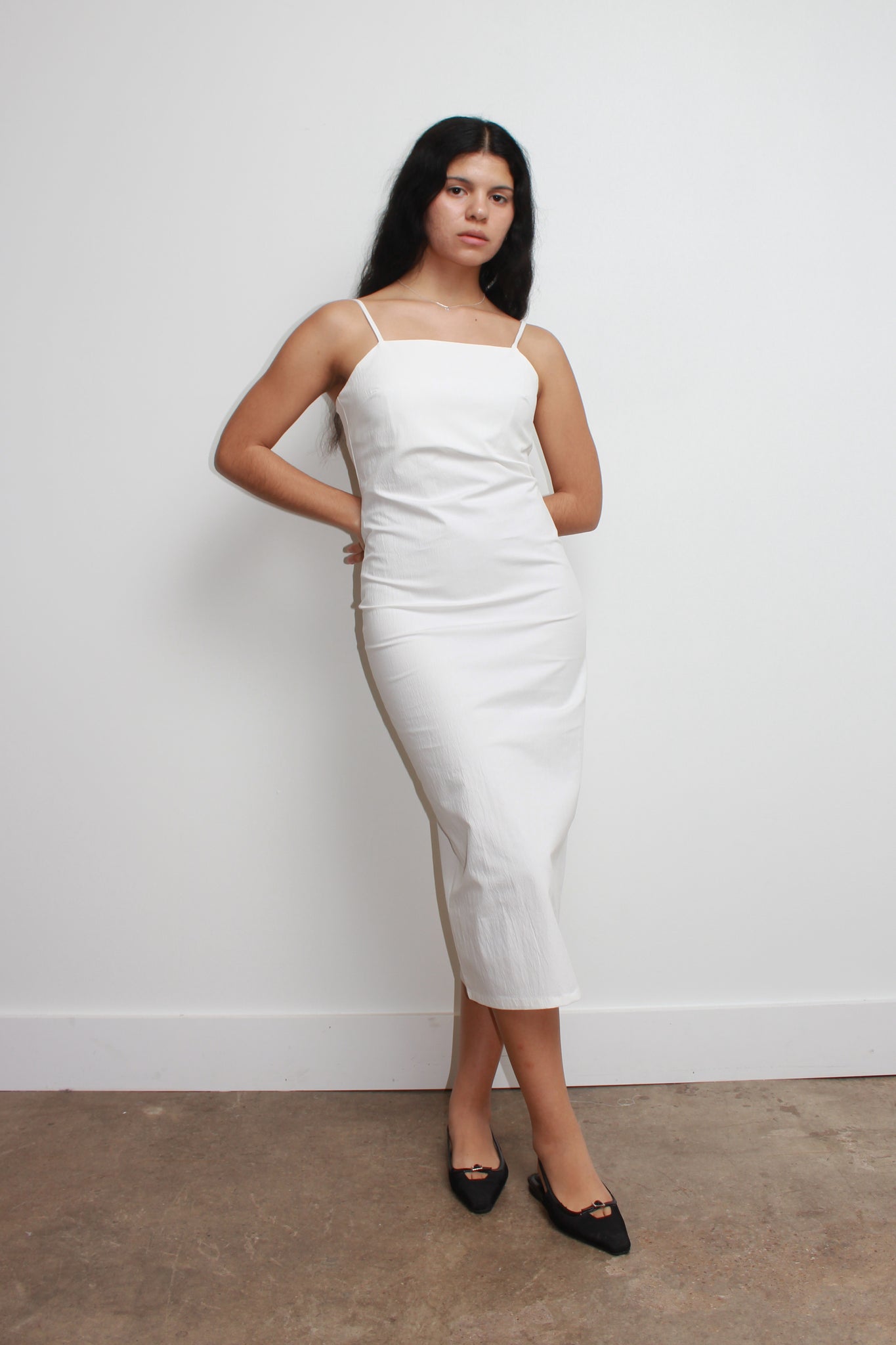 Low back Sleeveless Dress in White