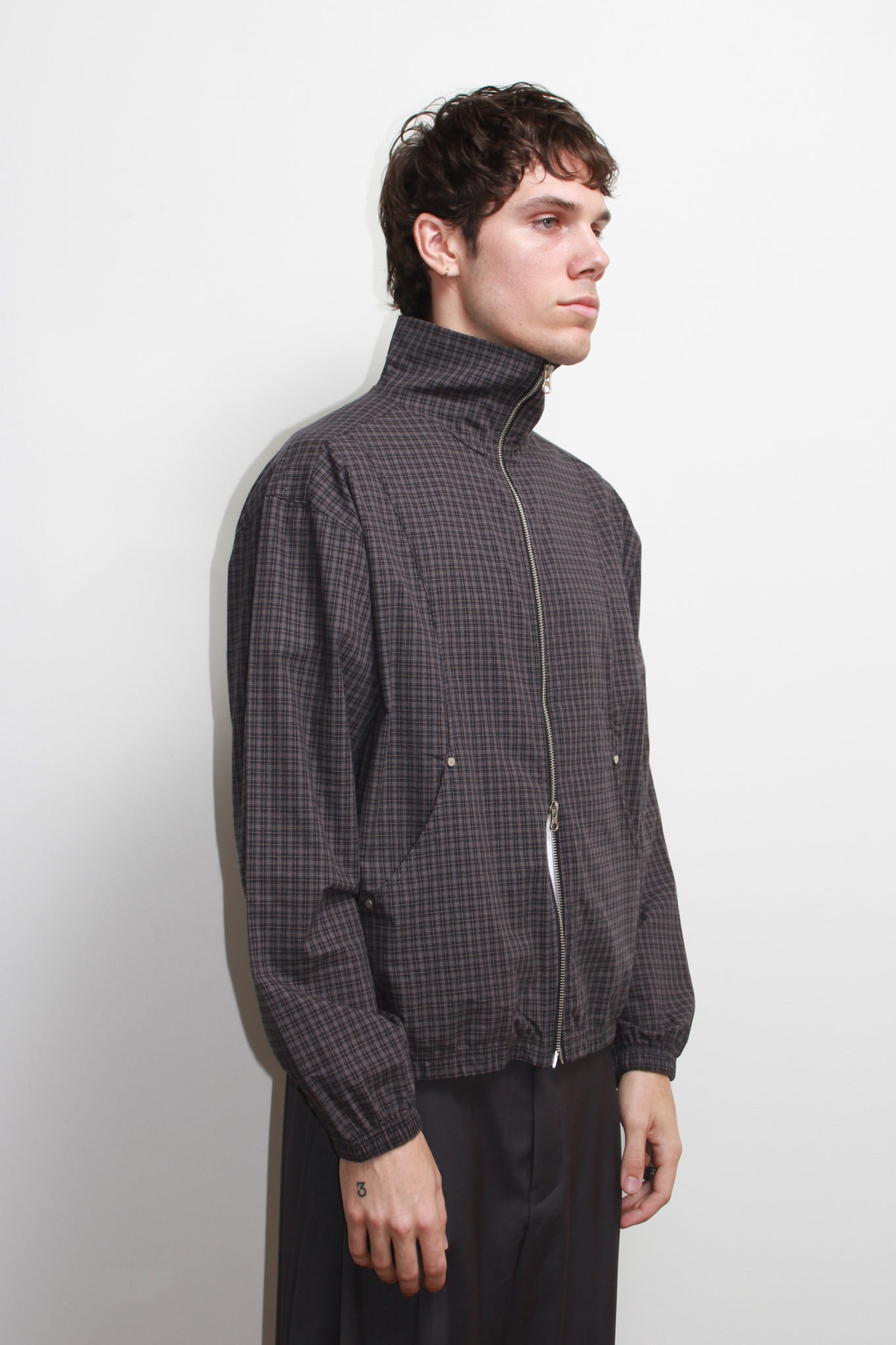 Kai Plaid Zipper Shirket in Navy