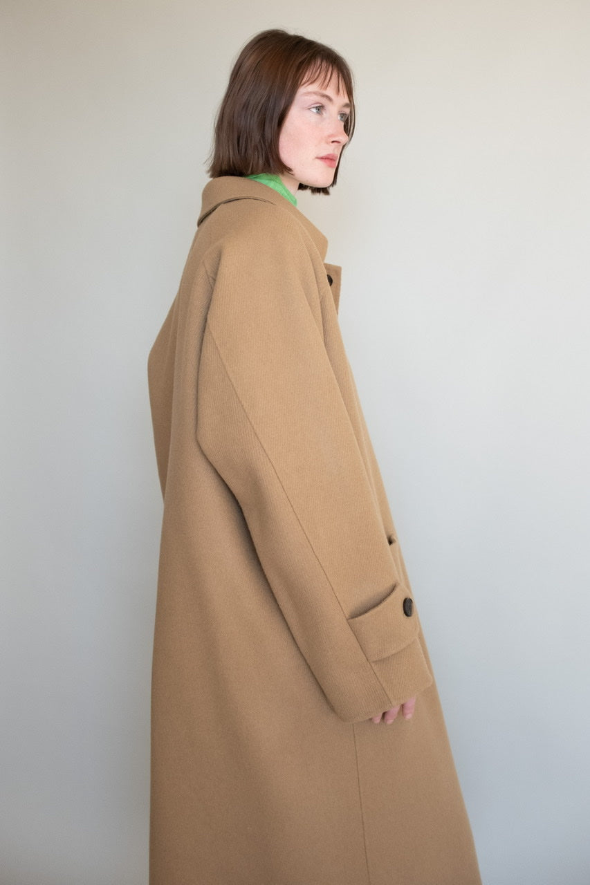 Handmade) Oversized Unisex Coat in Camel