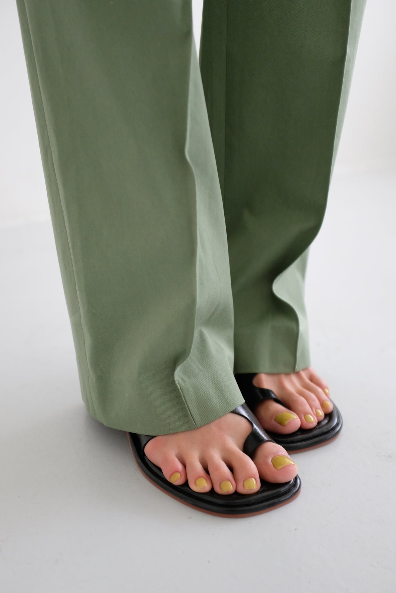 Over Wrap Pants in Green