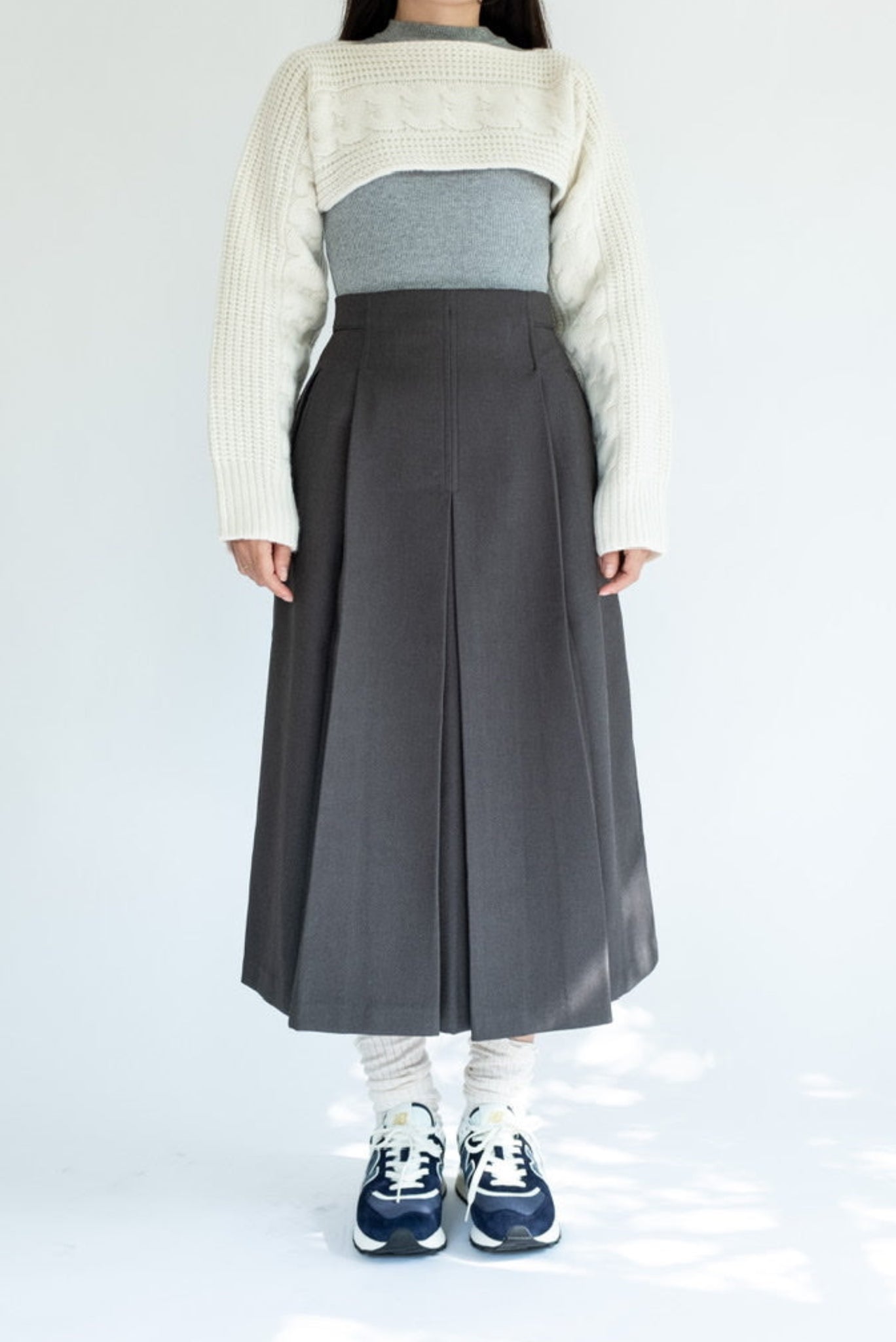 Center Pleated Skirt (2 Colors)